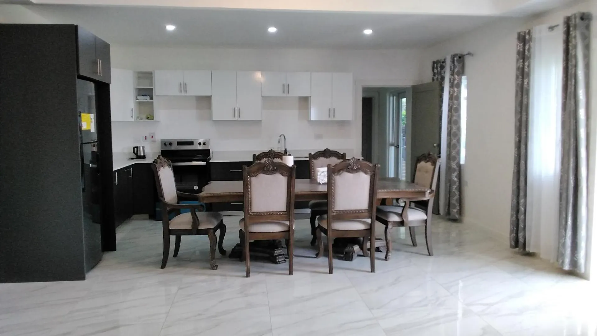 Lavue Apartment Kingston Jamaica